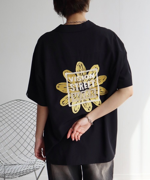 VISION STREET WEAR（ヴィジョンストリートウェア）の「【VISION STREET WEAR/ヴィジョン ストリート ウェア】アソート バックアートワークデザイン オープンカラーシャツ（シャツ/ブラウス・メンズ・ブラック系2/グリーン系1/アイボリー系2/ブラック系1/アイボリー系1/グリーン系2・M/L/LL）」の19枚目の写真
