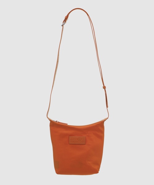 MM6 Maison Margiela（ｴﾑｴﾑｼｯｸｽ ﾒｿﾞﾝ ﾏﾙｼﾞｪﾗ）の「BORSA TRACOLLA（ショルダーバッグ・レディース・その他1/その他2/その他3・UNI）」の2枚目の写真