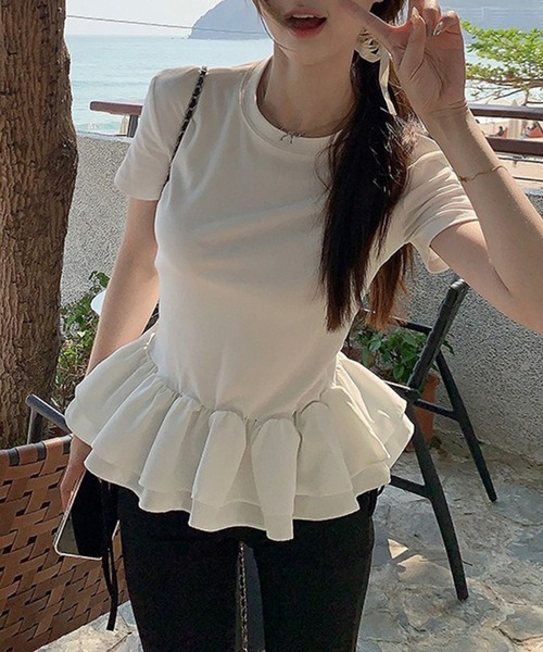 c.u.l（シーユーエル）の「ラウンドネック フリル ペプラムトップス culw919（Tシャツ/カットソー・レディース・ホワイト/ブラック・FREE）」の5枚目の写真