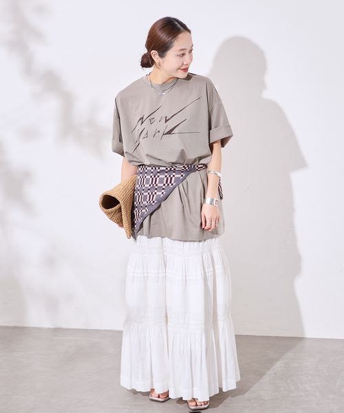 JOURNAL STANDARD(ジャーナルスタンダード)の「別注【GAKU*JS】TEE(Tシャツ/カットソー・レディース・グレー/ブラック系その他/ブラックミックス/ボルドー/ホワイト系その他/ホワイト・FREE)」の10枚目の写真