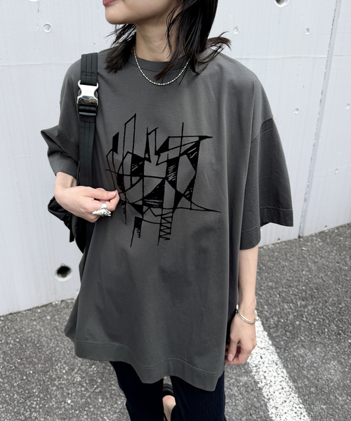 JOURNAL STANDARD(ジャーナルスタンダード)の「別注【GAKU*JS】TEE(Tシャツ/カットソー・レディース・グレー/ブラック系その他/ブラックミックス/ボルドー/ホワイト系その他/ホワイト・FREE)」の18枚目の写真