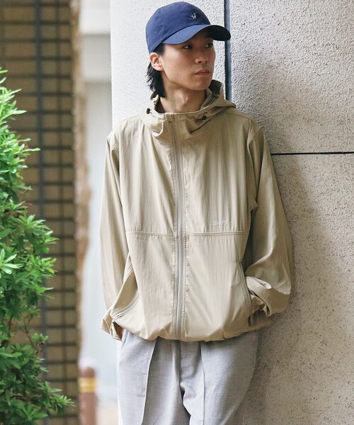 SHIPS（シップス）の「【WEB限定】SHIPS:〈UVカット〉フーディー ジップ ジャケット（ブルゾン・メンズ・ブラック/ベージュ/ネイビー・SMALL/X-LARGE/MEDIUM/LARGE）」の5枚目の写真