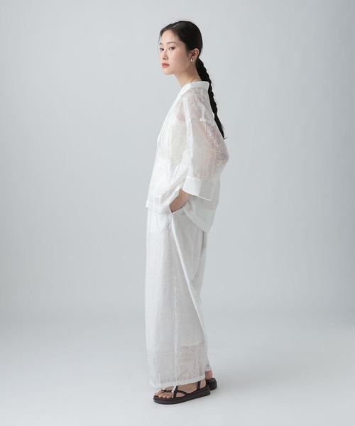 LEPSIM(レプシィム)の「オーガンジー刺繍5分袖ジャケット 643499(その他アウター・レディース・ブラウン/ブラック/オフホワイト・FREE)」の9枚目の写真