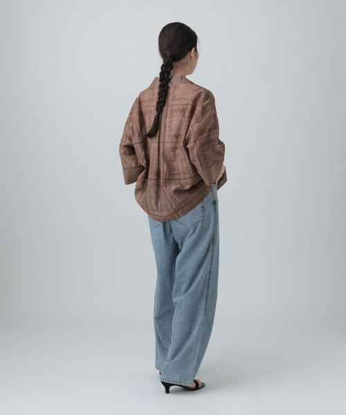 LEPSIM(レプシィム)の「オーガンジー刺繍5分袖ジャケット 643499(その他アウター・レディース・ブラウン/ブラック/オフホワイト・FREE)」の21枚目の写真