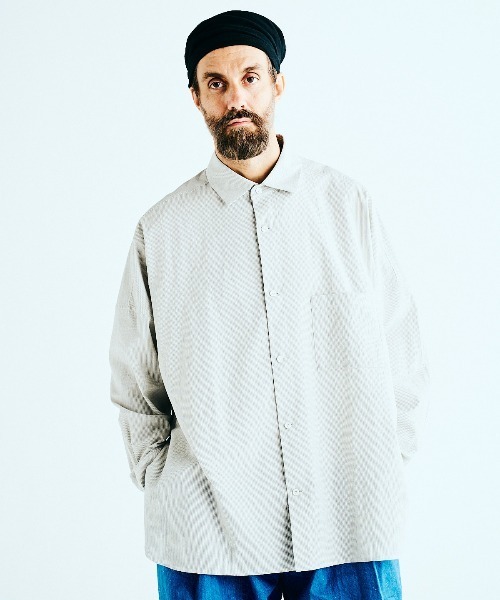BASISBROEK(バシスブルック)の「VAKEN -STRIPE-(シャツ/ブラウス・メンズ・ブラック・2/1)」の1枚目の写真