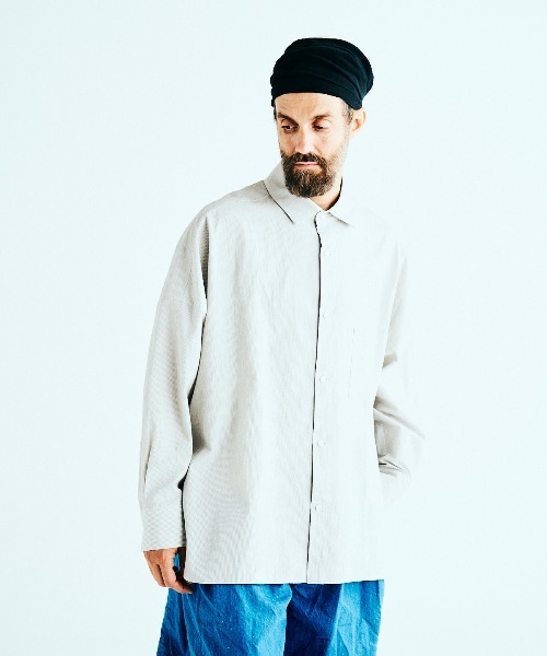 BASISBROEK(バシスブルック)の「VAKEN -STRIPE-(シャツ/ブラウス・メンズ・ブラック・2/1)」の6枚目の写真