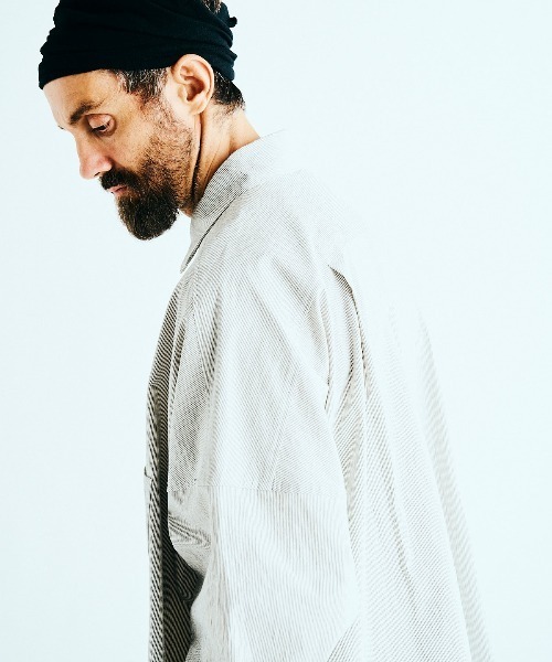 BASISBROEK(バシスブルック)の「VAKEN -STRIPE-(シャツ/ブラウス・メンズ・ブラック・2/1)」の9枚目の写真