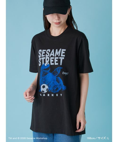 SESAME STREET(セサミストリート)の「【UNISEX】フォトTシャツ(SOCCER)(Tシャツ/カットソー・レディース・ホワイト/ブラック・M/L)」の8枚目の写真