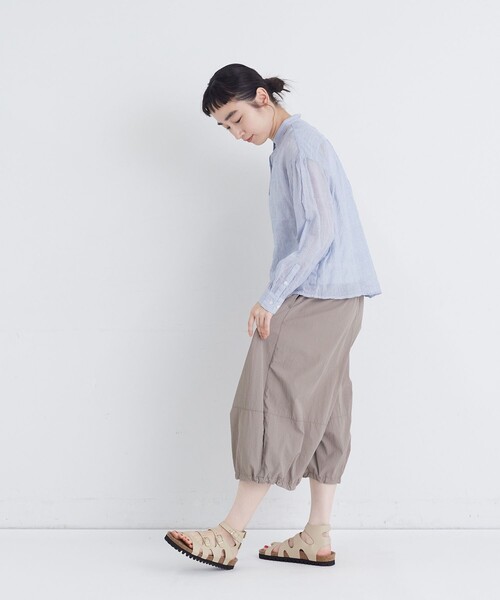 conges payes ADIEU TRISTESSE（コンジェ ペイエ アデュートリステス）の「シャーリングバンドカラークロップドシャツ（シャツ/ブラウス・レディース・パープル/ブラック系その他/ブルー系その他・38）」の13枚目の写真