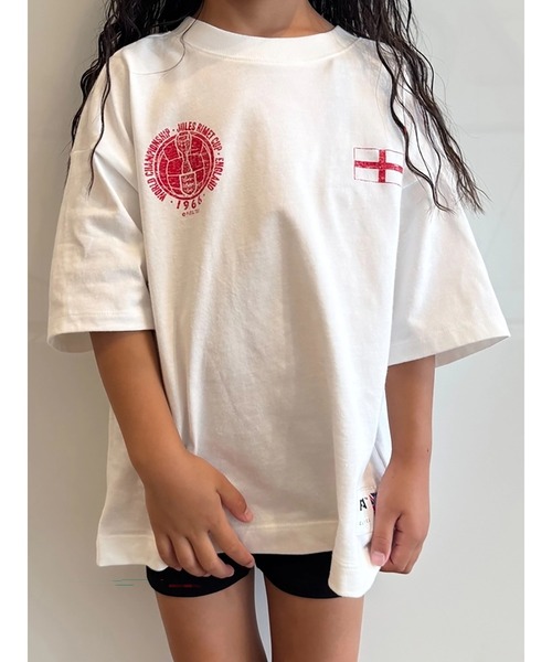GAP(ギャップ)の「FIFA WORLD CUP(TM) グラフィックTシャツ (キッズ)(Tシャツ/カットソー・キッズ・ブルー/ライトグレー/ブラック/ホワイト/オフホワイト/ライトブルー/イエロー・110cm/120cm/160cm/130cm/140cm/150cm)」の14枚目の写真