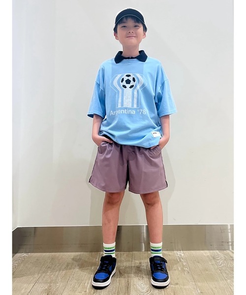 GAP(ギャップ)の「FIFA WORLD CUP(TM) グラフィックTシャツ (キッズ)(Tシャツ/カットソー・キッズ・ブルー/ライトグレー/ブラック/ホワイト/オフホワイト/ライトブルー/イエロー・110cm/120cm/160cm/130cm/140cm/150cm)」の16枚目の写真