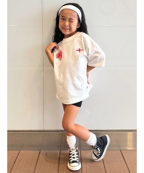 GAP(ギャップ)の「FIFA WORLD CUP(TM) グラフィックTシャツ (キッズ)(Tシャツ/カットソー・キッズ・ブルー/ライトグレー/ブラック/ホワイト/オフホワイト/ライトブルー/イエロー・110cm/120cm/160cm/130cm/140cm/150cm)」の15枚目の写真