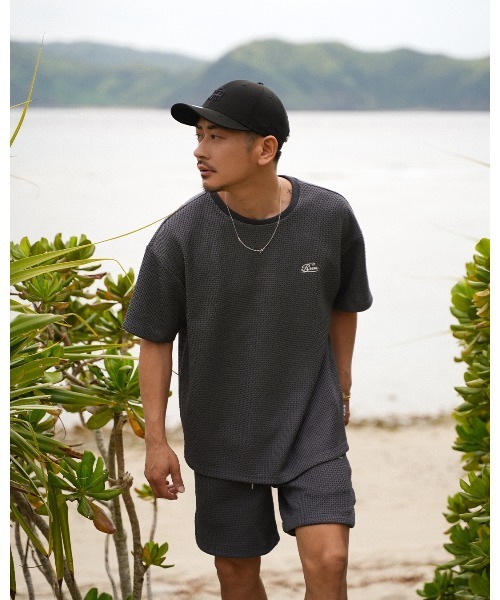 #Re:room(リルーム)の「RrmワッフルビックTシャツ(Tシャツ/カットソー・メンズ・ベージュ/ブラック・S-M)」の13枚目の写真