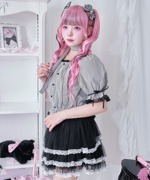 Magia Charm(マギアチャーム)の「シアサッカーパフスリーブブラウス(シャツ/ブラウス・レディース・ブラック/ピンク・F)」の3枚目の写真
