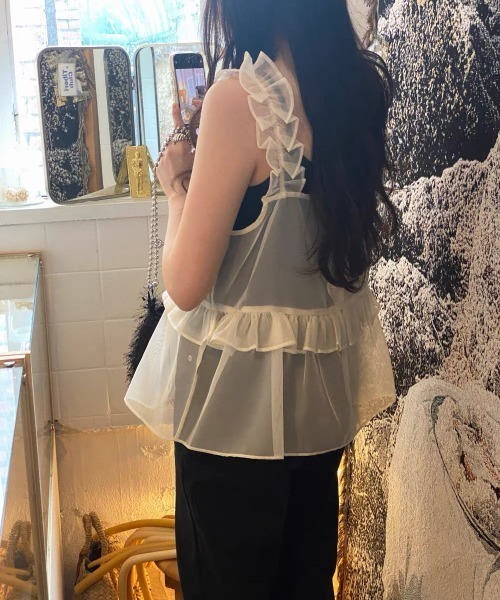 Vipoa(ヴィポア)の「Tulle frill bustier(キャミソール・レディース・アイボリー/ライトピンク・FREE)」の12枚目の写真