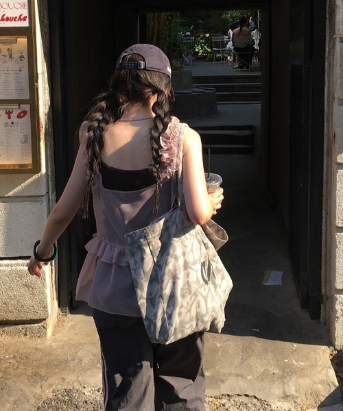 Vipoa(ヴィポア)の「Tulle frill bustier(キャミソール・レディース・アイボリー/ライトピンク・FREE)」の5枚目の写真