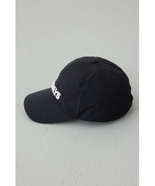 AZUL by moussy(アズールバイマウジー)の「ナイロン刺繍ロゴキャップ(キャップ・レディース・ベージュ/ネイビー/ブラック・FREE)」の13枚目の写真