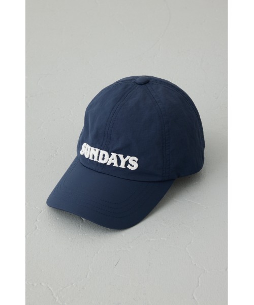 AZUL by moussy(アズールバイマウジー)の「ナイロン刺繍ロゴキャップ(キャップ・レディース・ベージュ/ネイビー/ブラック・FREE)」の5枚目の写真