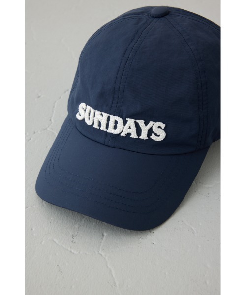 AZUL by moussy(アズールバイマウジー)の「ナイロン刺繍ロゴキャップ(キャップ・レディース・ベージュ/ネイビー/ブラック・FREE)」の10枚目の写真