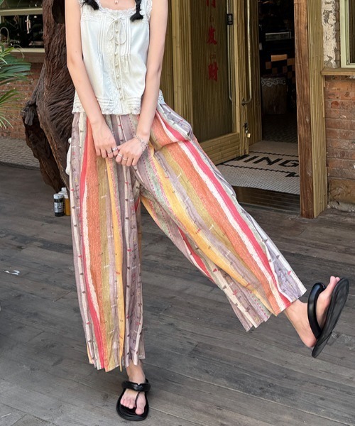 FAVORITO（ファヴォリート）の「マルチストライプワイドパンツ（その他パンツ・レディース・イエロー・M/S/L/XL）」の6枚目の写真
