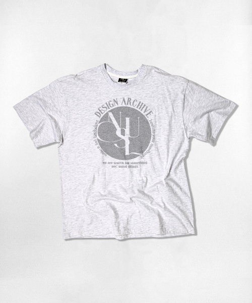 NOTUSUAL(ノットユージュアル)の「グレインビッグロゴオーバーサイズ半袖Tシャツ4カラー(Tシャツ/カットソー・レディース・ネイビー/ライトホワイト/ホワイト/ブラック・LARGE/MEDIUM/SMALL/X-LARGE)」の6枚目の写真