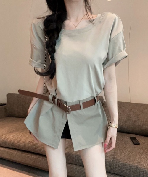 2ly2（トゥーリートゥー）の「ベルト付き セットアップ風 半袖Tシャツ ショートパンツ風 ブラウジングデザイン（シャツ/ブラウス・レディース・カーキ/ホワイト・FREE）」の5枚目の写真