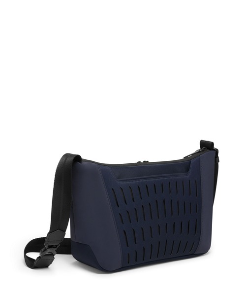 TUMI(トゥミ)の「TUMI AXIS ミディアム・クロスボディ(ショルダーバッグ・メンズ・ネイビー/ブラック・FREE)」の3枚目の写真