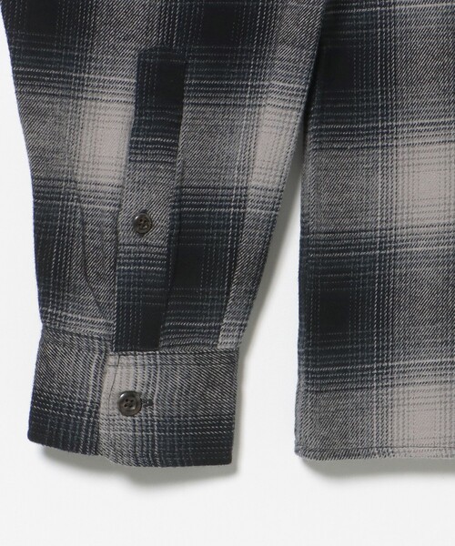 BEAMS HEART(ビームスハート)の「オンブレチェック レギュラーカラーシャツ(シャツ/ブラウス・メンズ・ネイビー/ブラウン・LARGE/MEDIUM/SMALL)」の8枚目の写真