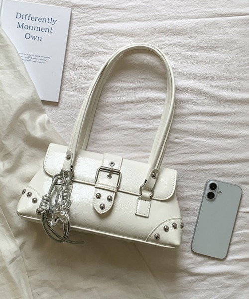 lilful(リルフル)の「【26年秋冬新作】スタッズデザイン ミニラウンドベルトショルダーバッグ(ショルダーバッグ・レディース・ピンク/ブルー/ホワイト/ブラック・F)」の1枚目の写真