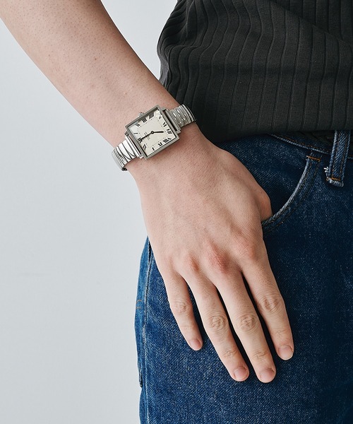 VAGUE WATCH CO.(ヴォーグウォッチカンパニー)の「【VAGUE WATCH】CARRE SE(アナログ腕時計・メンズ・シルバー/ゴールド/シルバー系その他2・FREE)」の4枚目の写真