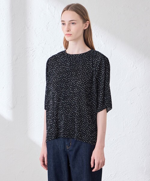 MACKINTOSH LONDON（マッキントッシュ ロンドン）の「ドットプリントプリーツブラウス（シャツ/ブラウス・レディース・オレンジ/ブラック・38）」の9枚目の写真