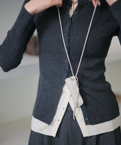 LAULEN(ローレン)の「leather like lip case necklace /レザーライクリップケースネックレス(ネックレス・レディース・ブラック/グレー・FREE)」の14枚目の写真