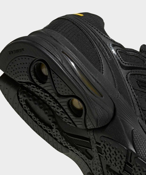 adidas(アディダス)の「アディスター コントロール 5 / ADISTAR CONTROL 5 / アディダスオリジナルス adidas Originals(スニーカー・メンズ・ブラック・25.5cm/25.0cm/24.5cm/24.0cm/23.5cm/23.0cm/22.5cm/22.0cm/29.0cm/28.5cm/26.5cm/26.0cm/28.0cm/27.5cm/27.0cm)」の8枚目の写真