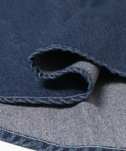 URBAN RESEARCH Sonny Label（アーバンリサーチサニーレーベル）の「オーバーサイズデニムボタンダウンシャツ（シャツ/ブラウス・メンズ・ブラック/インディゴブルー・MEDIUM/LARGE）」の8枚目の写真