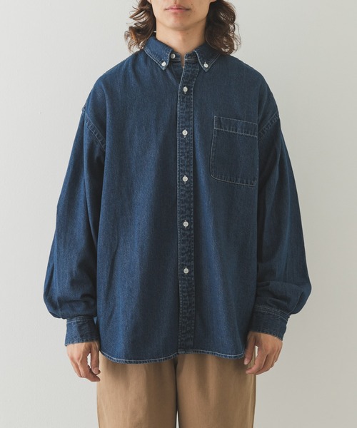URBAN RESEARCH Sonny Label（アーバンリサーチサニーレーベル）の「オーバーサイズデニムボタンダウンシャツ（シャツ/ブラウス・メンズ・ブラック/インディゴブルー・MEDIUM/LARGE）」の15枚目の写真