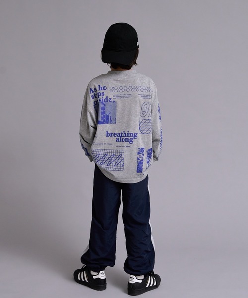 PAIRMANON STREET(ペアマノンストリート)の「【90-160cm】吸水速乾 マルチ アソート プリント ロンT 長袖 Tシャツ 【PAIRMANON STREET】(Tシャツ/カットソー・キッズ・パープル/ネイビー/グレー/ブラック/ホワイト/ベージュ系その他・130/120/110/100/90/160/150/140)」の21枚目の写真