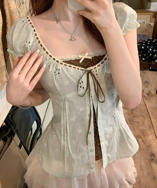 FLINEA(フリネア)の「レースフェイクレイヤードブラウス(シャツ/ブラウス・レディース・ホワイト/ピンク/ブルー/グリーン・FREE)」の8枚目の写真