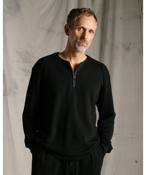 wjk(ダヴルジェイケイ)の「soft luxe urake half-zip sweatshirt(スウェット・メンズ・ブラック/ネイビー・MEDIUM/SMALL/X-LARGE/LARGE)」の1枚目の写真