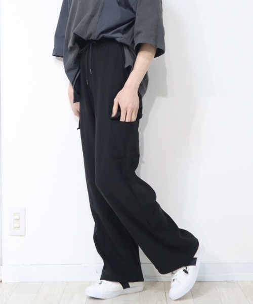 DISKEEN SURE(ディスキーンシュアー)の「ジャージタッチで履きやすさ抜群!スピンドル付2WAYカーゴパンツ(カーゴパンツ・レディース・カーキ/ブラック/チャコールグレー・FREE)」の18枚目の写真