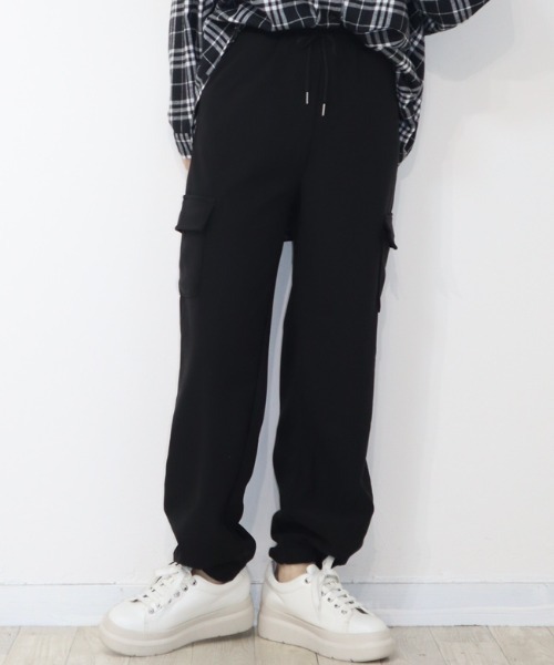 DISKEEN SURE(ディスキーンシュアー)の「ジャージタッチで履きやすさ抜群!スピンドル付2WAYカーゴパンツ(カーゴパンツ・レディース・カーキ/ブラック/チャコールグレー・FREE)」の20枚目の写真