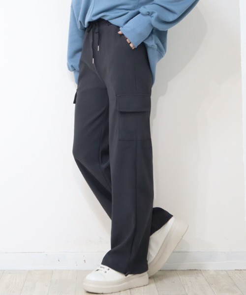 DISKEEN SURE(ディスキーンシュアー)の「ジャージタッチで履きやすさ抜群!スピンドル付2WAYカーゴパンツ(カーゴパンツ・レディース・カーキ/ブラック/チャコールグレー・FREE)」の7枚目の写真