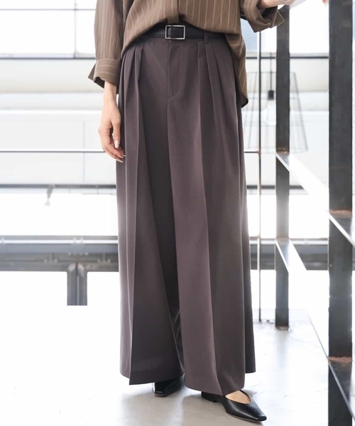 MICHEL KLEIN(ミッシェル・クラン)の「微起毛ワイドパンツ(その他パンツ・レディース・チャコールグレー/ライトブラウン・38)」の2枚目の写真