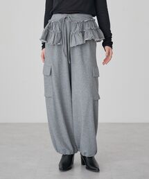 ラッフルベルト付きカーゴパンツ