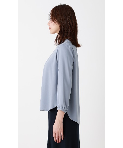 AOYAMA(アオヤマ)の「ハイネックタックブラウス【美ジ楽ブラウス】【9分袖】(シャツ/ブラウス・レディース・オフホワイト/モカ/サックスブルー・S/LL/L/M)」の19枚目の写真
