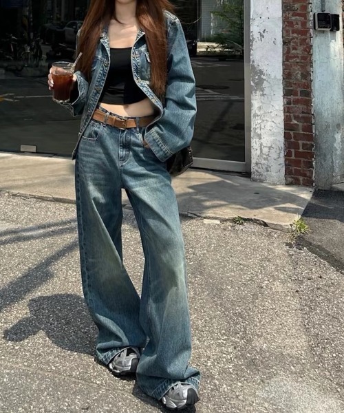 FAVORITO(ファヴォリート)の「デニムジャケットワイドパンツセットアップ(セットアップ・レディース・ブルー・S/M/L)」の11枚目の写真
