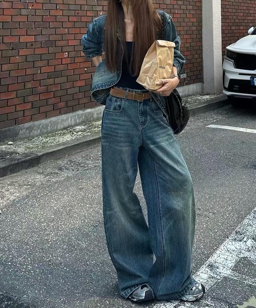 FAVORITO(ファヴォリート)の「デニムジャケットワイドパンツセットアップ(セットアップ・レディース・ブルー・S/M/L)」の5枚目の写真
