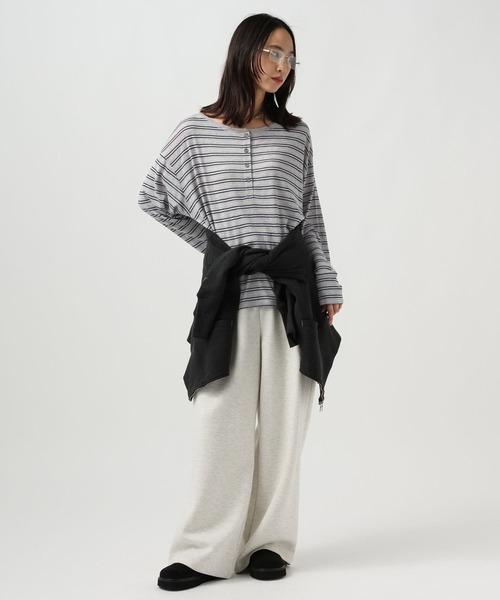 BAYFLOW（ベイフロー）の「[ワンショル風にも着られる]シアーボーダーヘンリーロングスリーブ（Tシャツ/カットソー・レディース・グレー/オフホワイト・FREE）」の10枚目の写真