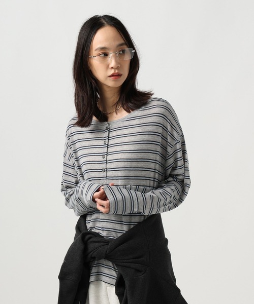 BAYFLOW（ベイフロー）の「[ワンショル風にも着られる]シアーボーダーヘンリーロングスリーブ（Tシャツ/カットソー・レディース・グレー/オフホワイト・FREE）」の13枚目の写真