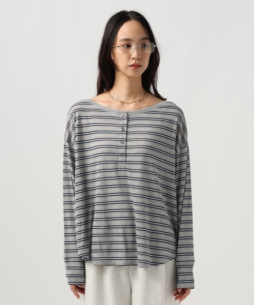 BAYFLOW（ベイフロー）の「[ワンショル風にも着られる]シアーボーダーヘンリーロングスリーブ（Tシャツ/カットソー・レディース・グレー/オフホワイト・FREE）」の18枚目の写真
