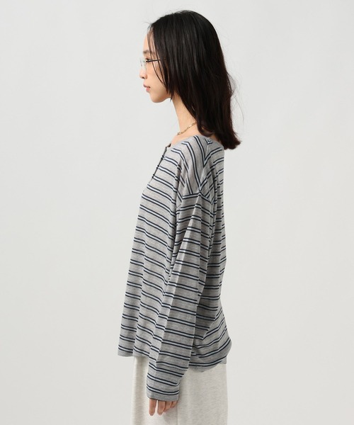 BAYFLOW（ベイフロー）の「[ワンショル風にも着られる]シアーボーダーヘンリーロングスリーブ（Tシャツ/カットソー・レディース・グレー/オフホワイト・FREE）」の19枚目の写真
